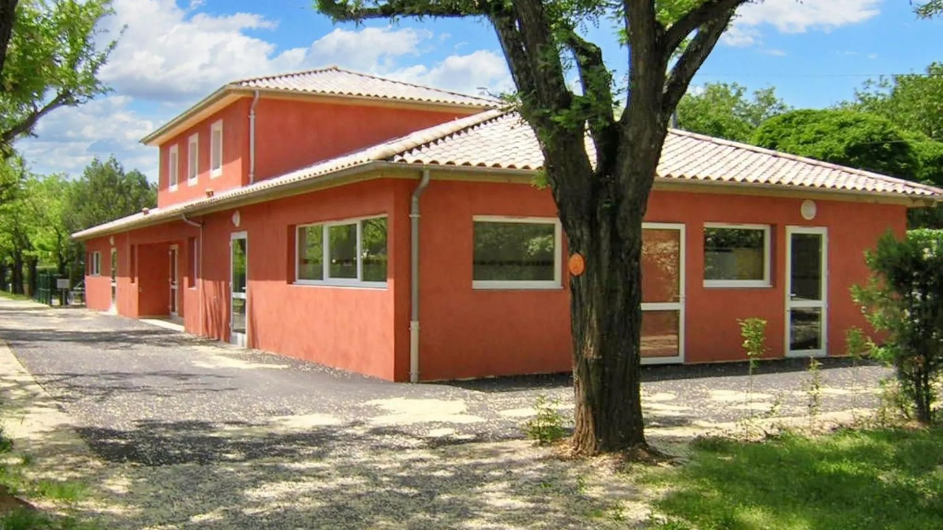 Bungalow Charmant A Sampzon Avec Piscine Partagee Et Vue Montagne 0*,