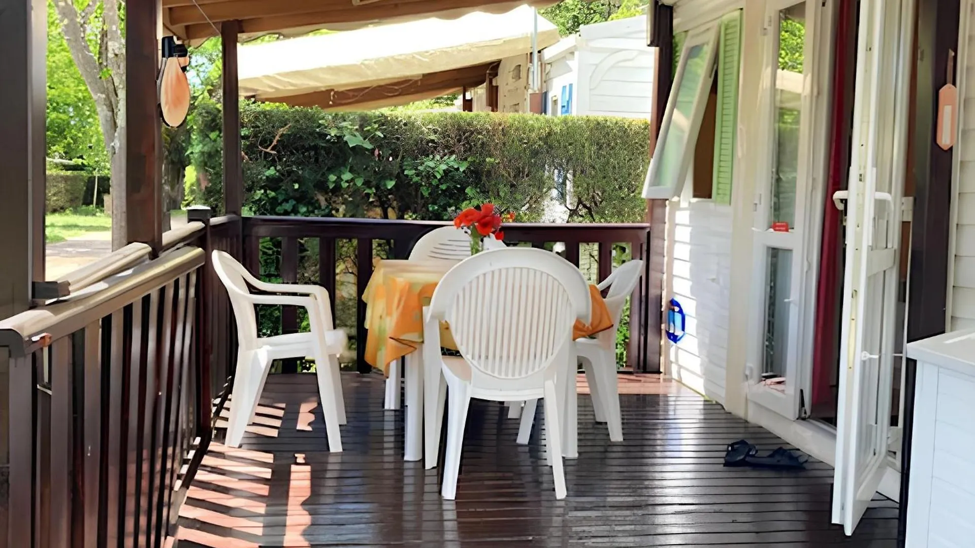 Bungalow Charmant A Sampzon Avec Piscine Partagee Et Vue Montagne 0*,  France