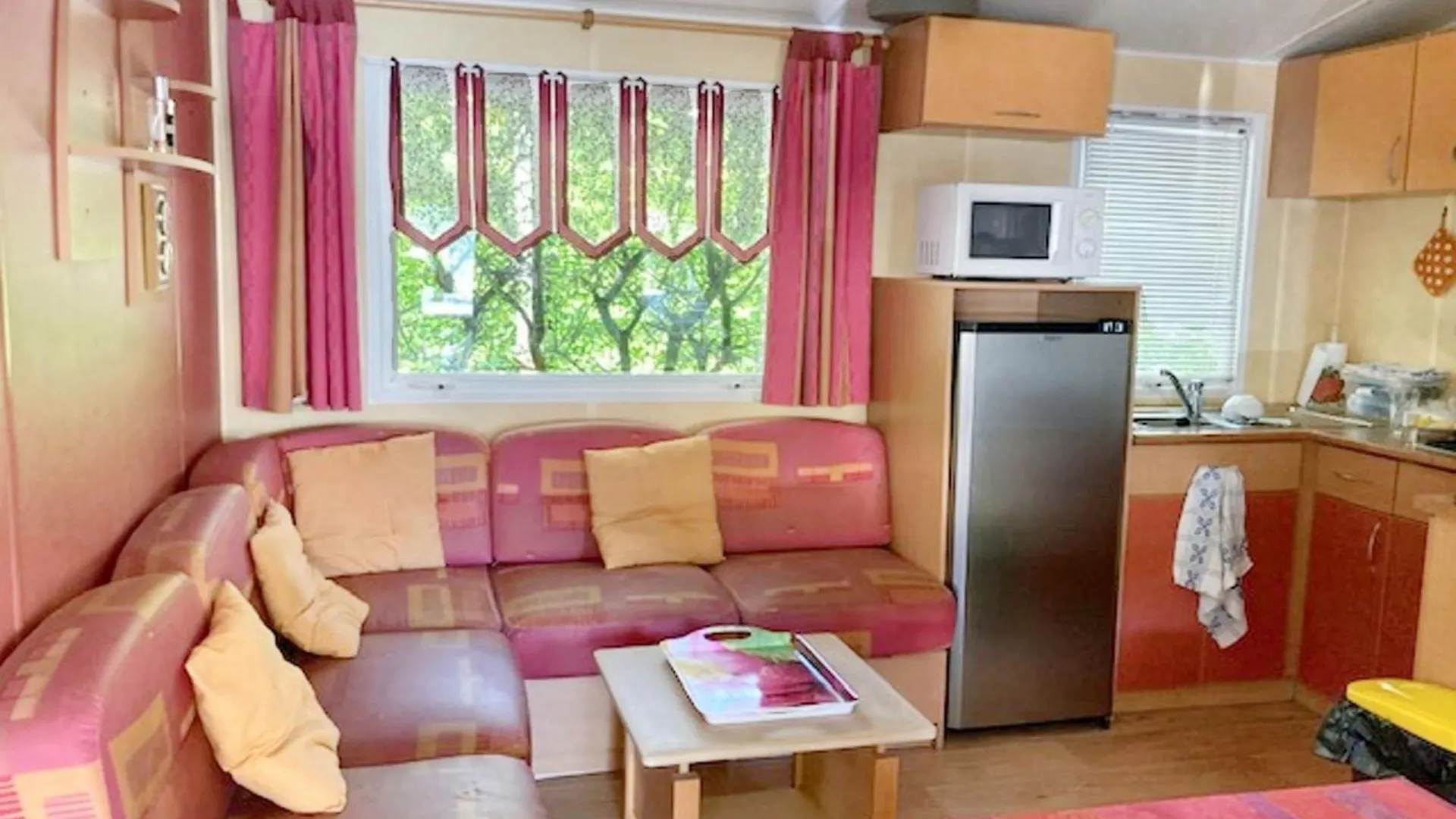 Bungalow Charmant A Sampzon Avec Piscine Partagee Et Vue Montagne Holiday home
