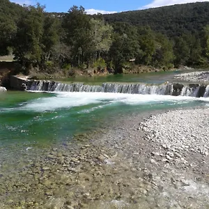 Le Rocher De Sampzon